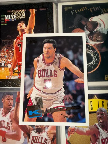 Toni Kuko? #18 1994-95 Topps Stadium Club Chicago Bulls NBA