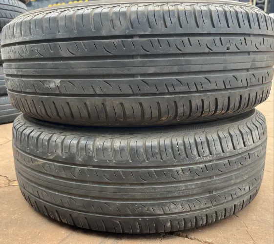 Par de pneus 16 Duster , Oroch 215/65 R16 80%