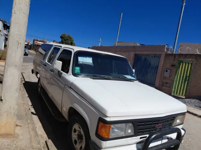 Chevrolet D-20 S 3.9/4.0 Turbo Diesel 1990