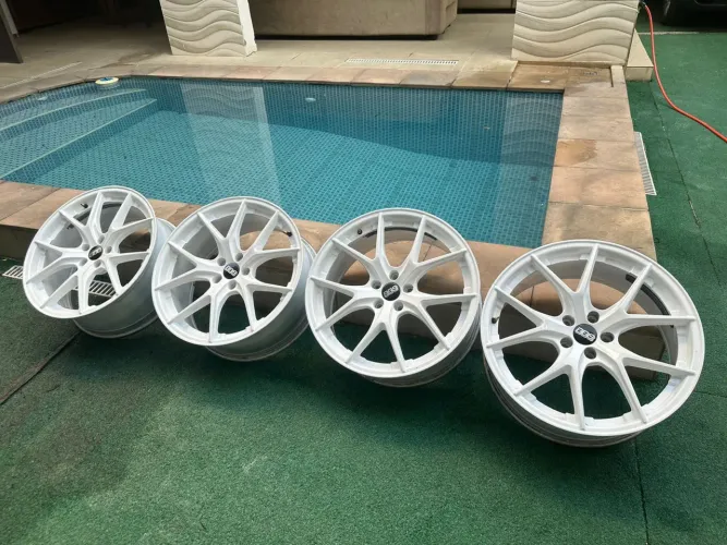 RODA 20x8 BBS CI-R 5x113 ET42 PSB-BD