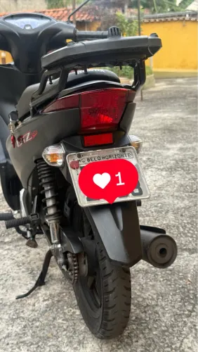 Vende-se Honda Biz 125 ES 2015 - R$ 11.500