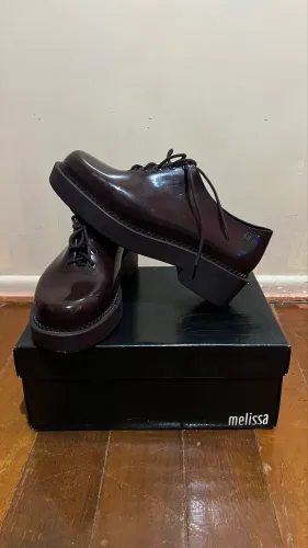 Sapato Melissa Grunge Bordo - 31773. Tamanho 38. Usado 2x