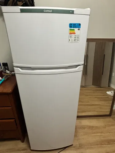 Geladeira Cônsul 334L