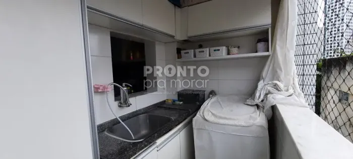 Apartamento com 3 quartos em Boa Viagem