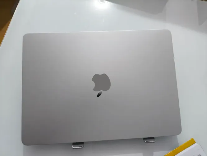 Macbook 13 M5 2026 512GB