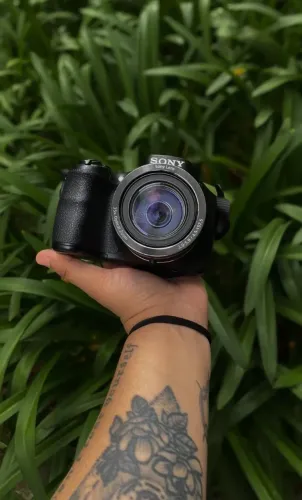 Sony Cyber-shot DSC-H300