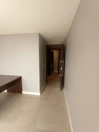 SALA COMERCIAL MOBILIADA NO SHOPPING DA ILHA