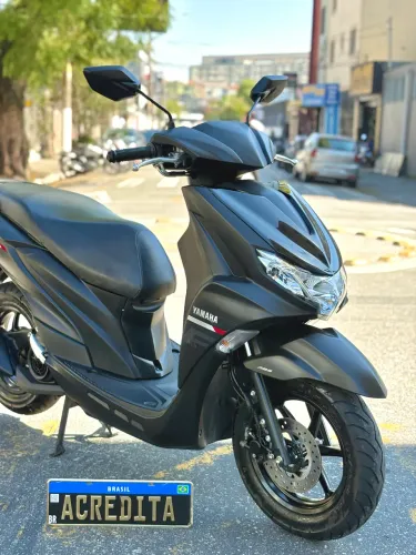 Fluo 125 Abs 2025