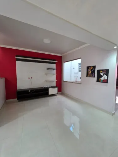 Imóvel Residencial À Venda