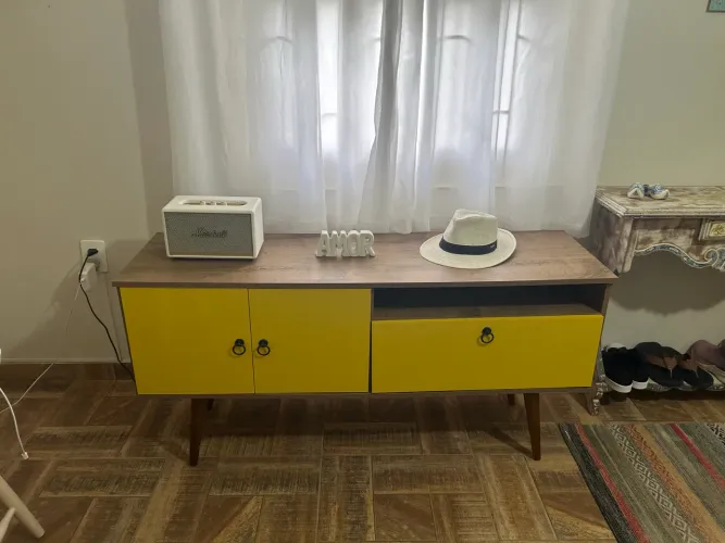 Vendo armário para sala
