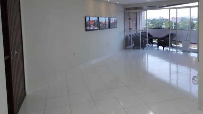 Exatamente apt de 3 quartos pertinho do palato farol
