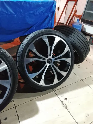 Rodas aro 20 pneus novos
