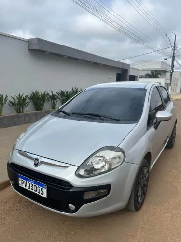 Fiat Punto Attractive 1.4 Fire Flex 8V 5P 2015