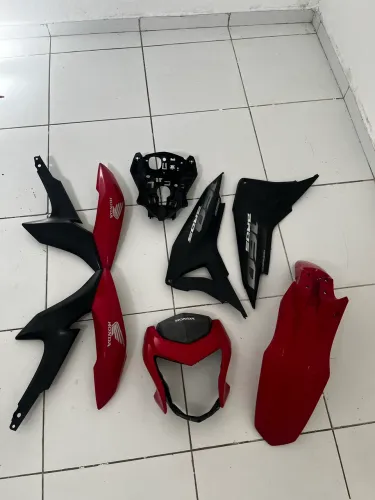 CARENAGEM DA BROS 160 VERMELHA