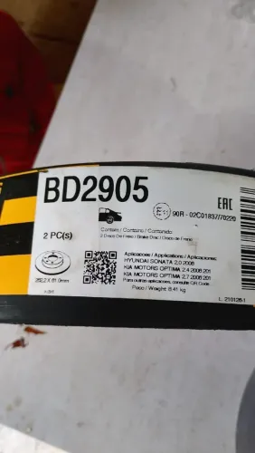 Discos de freio dianteiro e traseiro e motor fechadura porta malas do Hyundai Tucson 