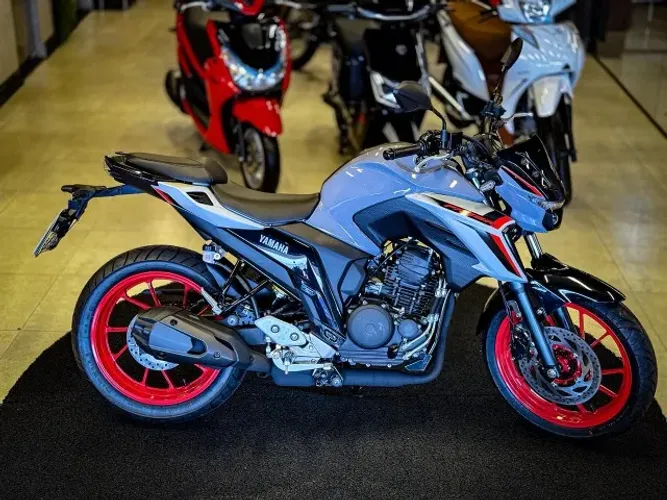 YAMAHA FAZER FZ25 CONNECTED ABS CINZA 2026