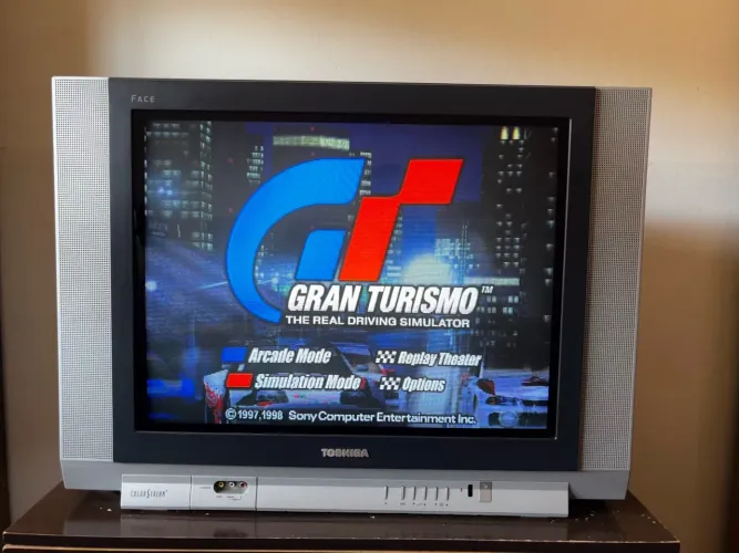 Televisão de tubo CRT Semp Toshiba Face 29 polegadas