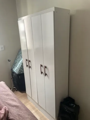 Guarda roupa