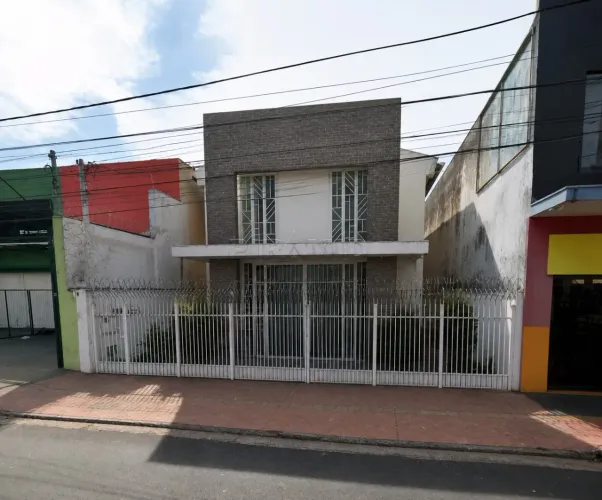 Ponto Comercial 593,00 m², Bairro Ipiranga, Zona Norte de Ribeirão Preto/SP