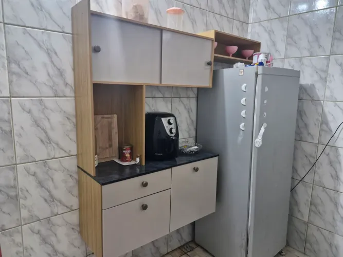 Armário off-white oak compacto