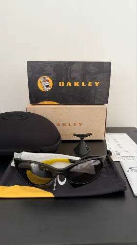 Oakley Plantaris Podpah