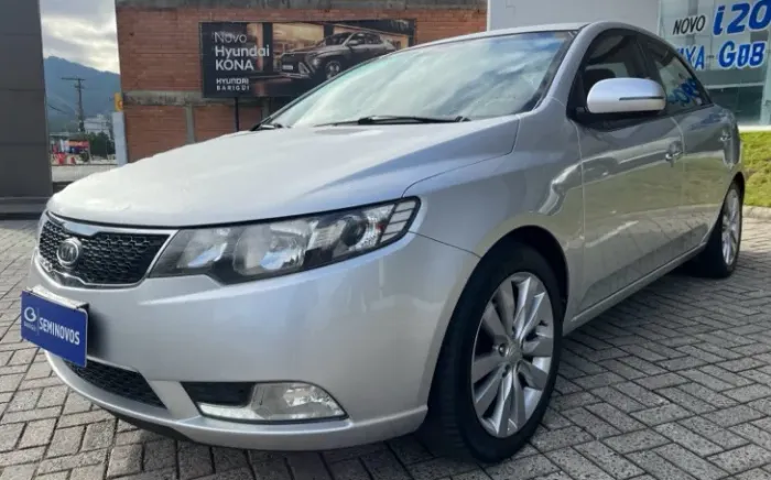 Kia Motors Cerato 1.6 16V Aut. 2013
