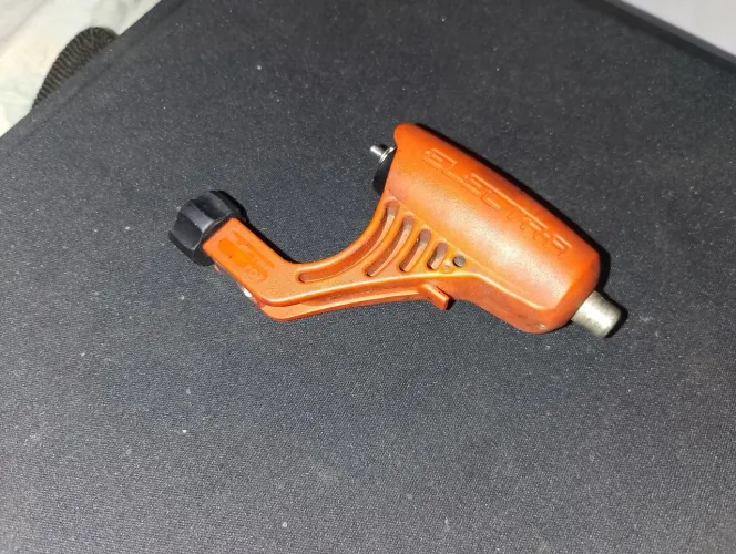 Vende-se máquina de tatuagem
