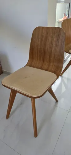 Cadeiras para mesa de jantar (com defeito)