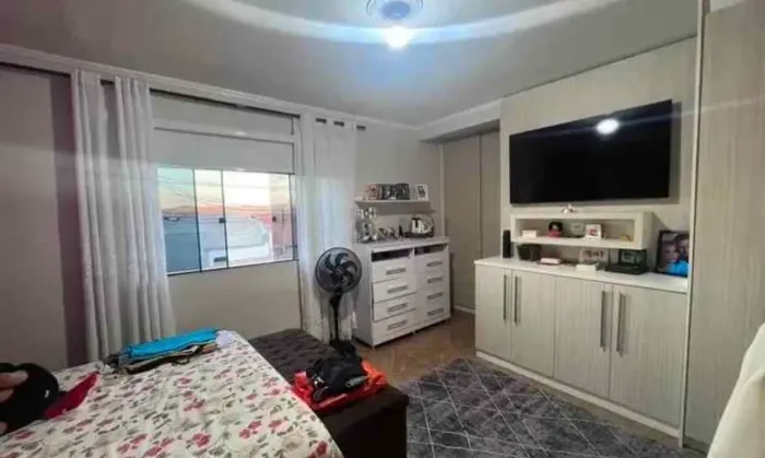 Casa a venda na MARAMBAIA 