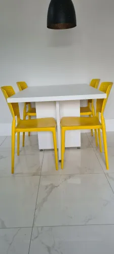 4 Cadeiras de jardim em plástico amarelo Safira Tramontina