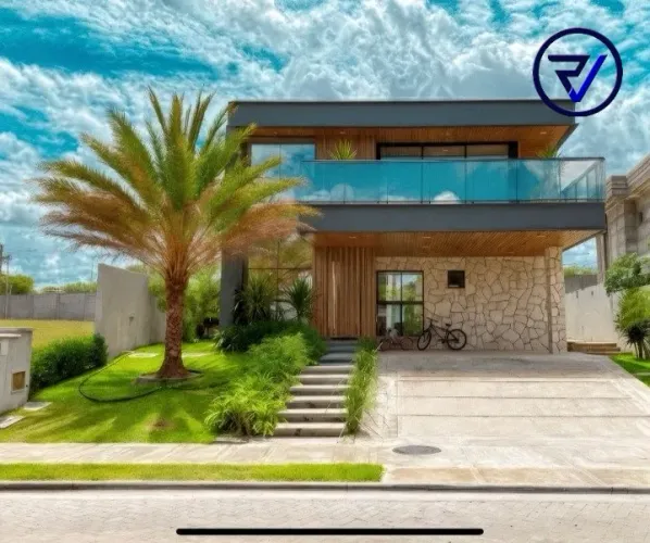 Belíssima casa dúplex de Alto Padrão no Eusébio