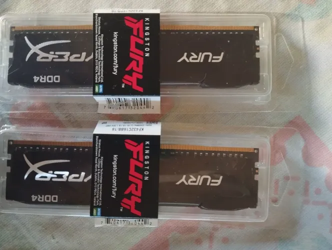 Memória RAM Kingston hyper ex Fury 2x16gb 2400hz