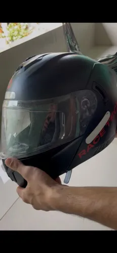 Capacete