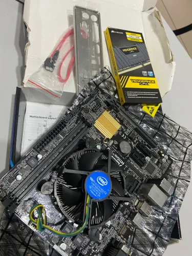 core i3 7100 7a geração 1151 placa mãe Asus h110 ddr4 8 giga memória corsair