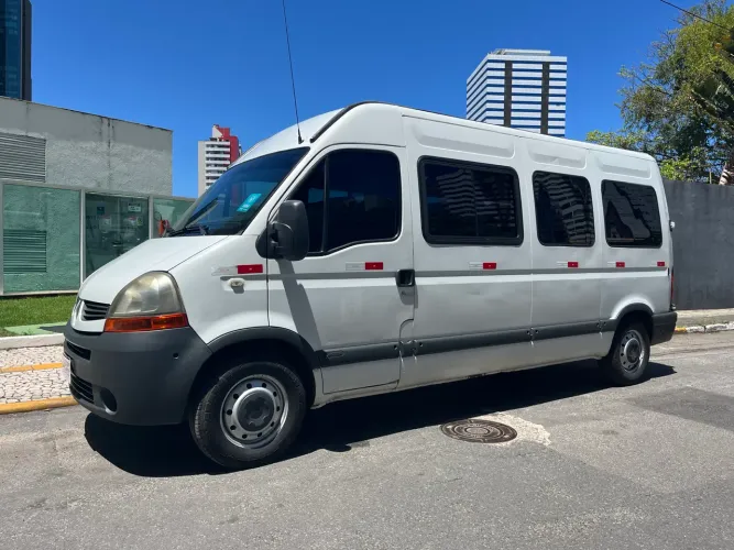 Renault Master 2.5 DCI Executivo 115cv 16L Dies 2013