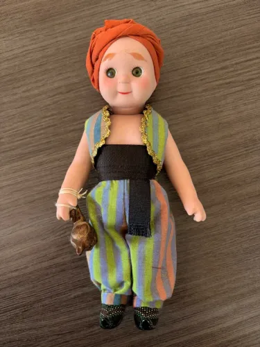 Boneco Aladdin DeAgostini colecionável original em porcelana - raro