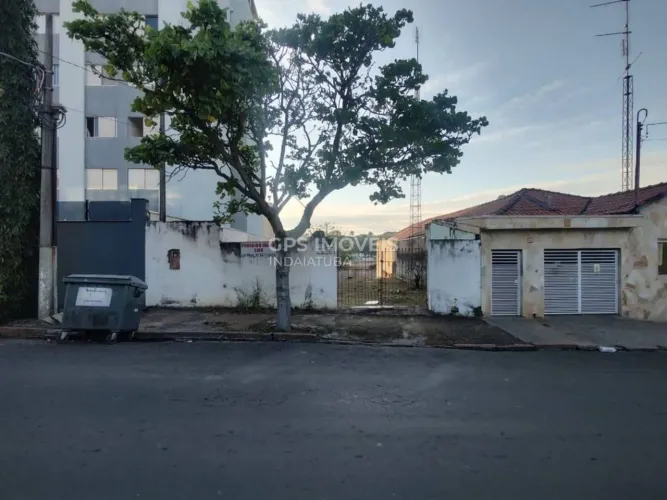 Terreno misto com 355 m² à venda no bairro Centro em Indaiatuba/SP.