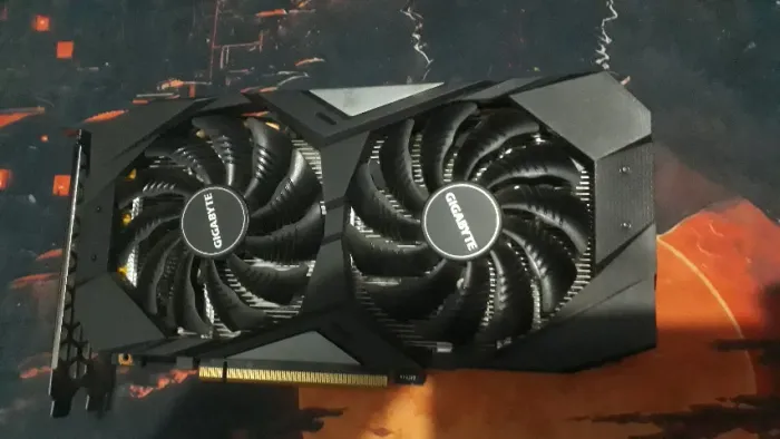Placa AMD Rx 5600XT