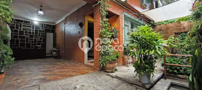 Tijuca | Casa 4 quartos, sendo 1 suite