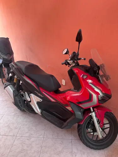 Honda ADV 2024