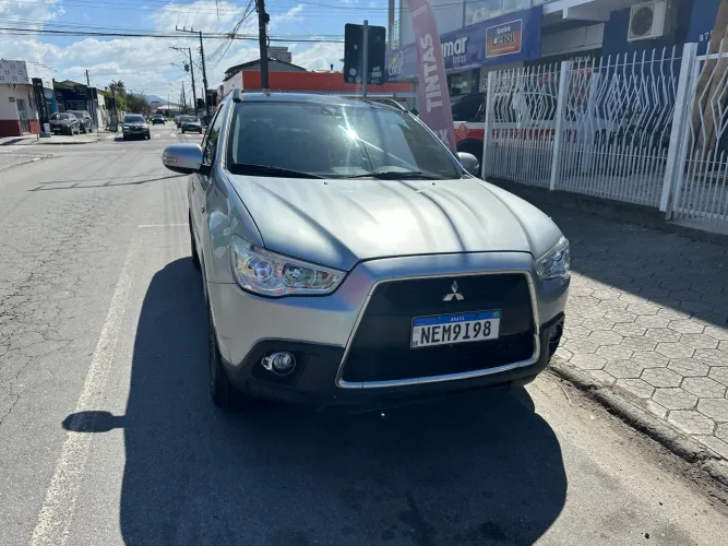 Mitsubishi ASX 2.0 16V 4X4 160cv Aut. 2012