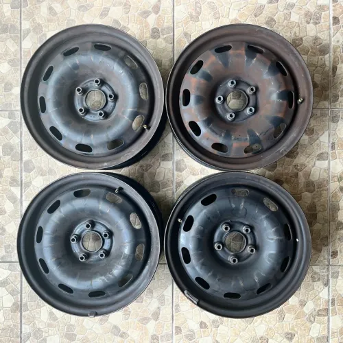 Rodas Original Volkswagen Fox + Par de Calotas