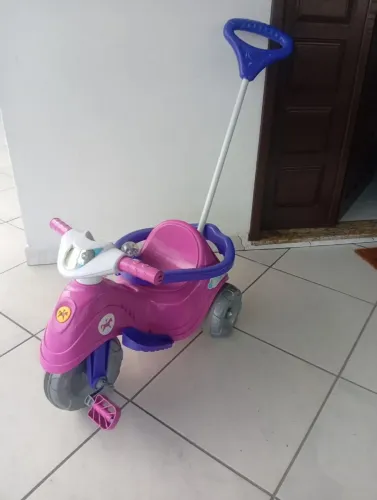 Triciclo infantil