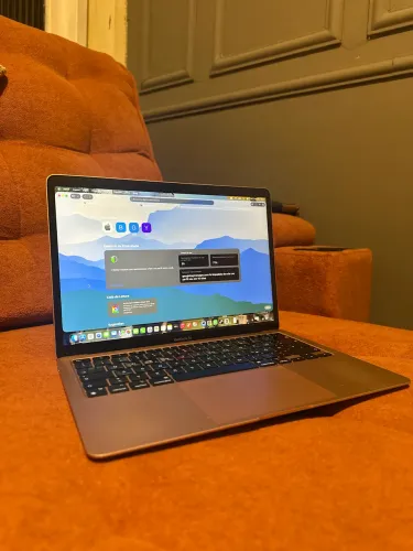 MacBook M1