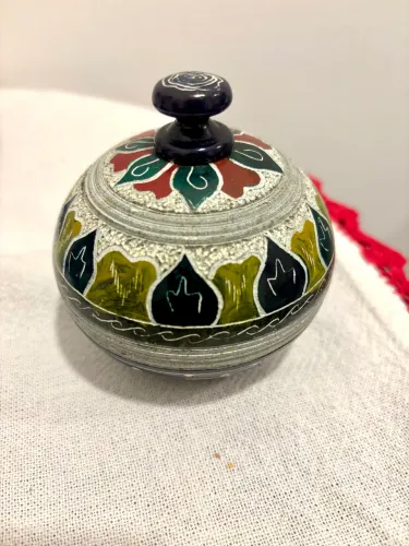 Estojo porta objetos, joias, decorado pedra sabão 0,10x0,10