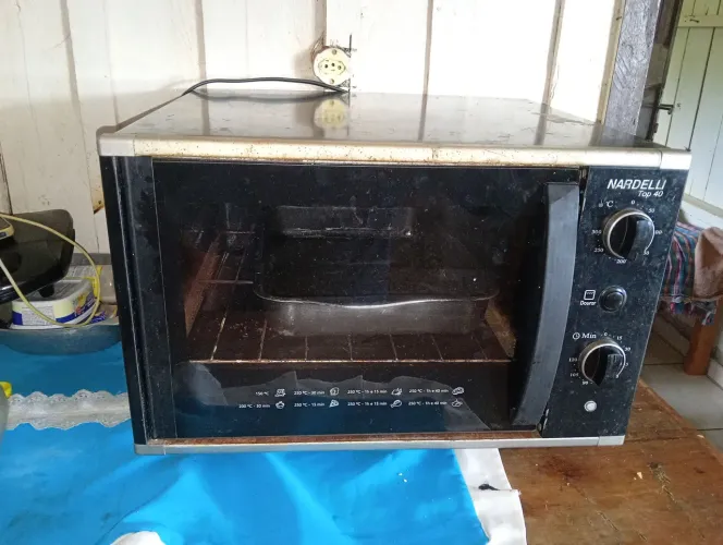 Vendo esse forno
