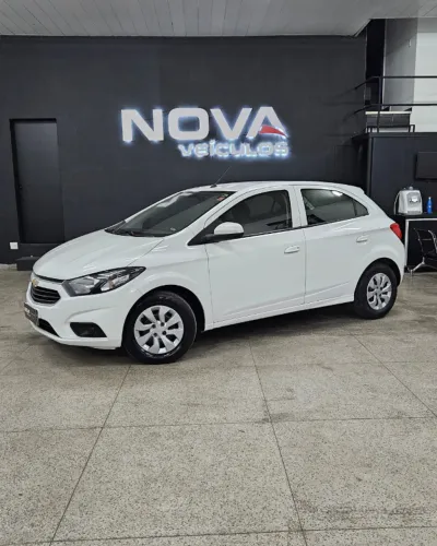 Chevrolet Onix Hatch LT 1.0 8V Flex Mec. 4P 2018