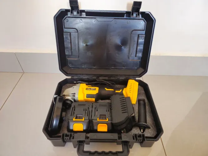 (Produto Novo) Esmerilhadeira a Bateria The Black Tools