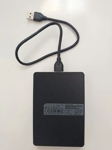 Hd externo seagate 5TB 2.5 ultrarápido NOVO!