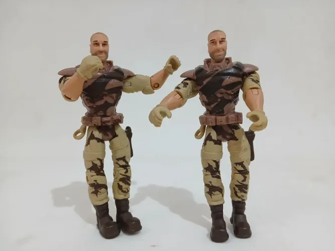 Miniaturas Colecionáveis boneco Boulder Elite Camuflado 10cm